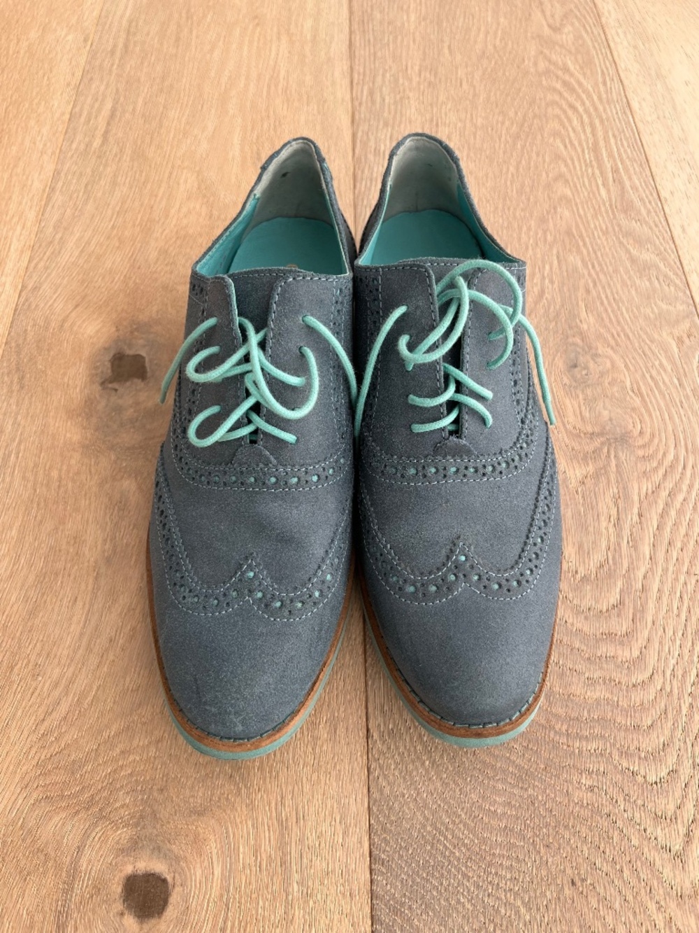 029 🇨🇦 Cole Haan Blue Oxford Style Shoes, Size 8